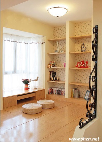 日式榻榻米飄窗設(shè)計