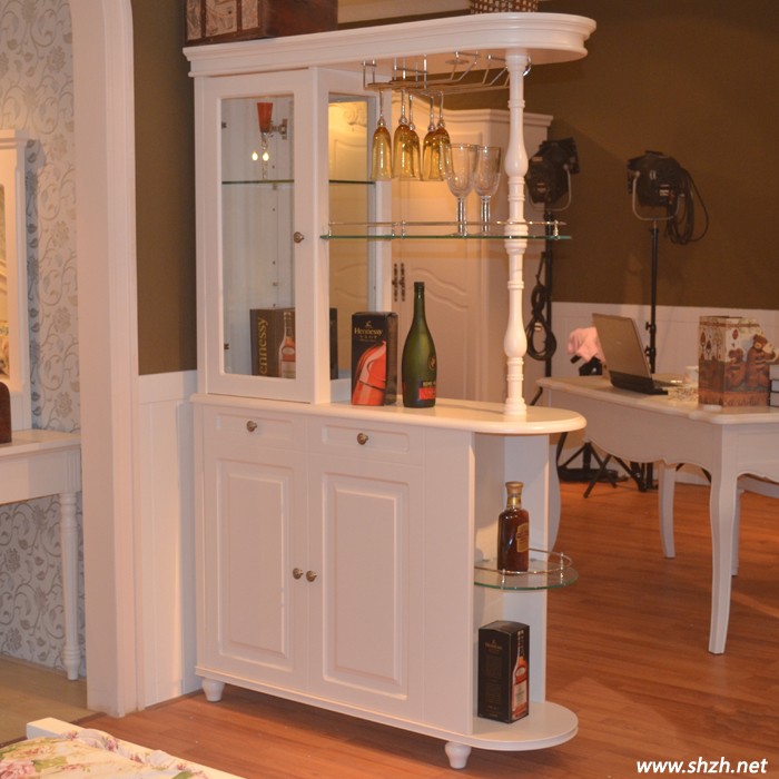 玄關(guān)酒柜設(shè)計(jì)