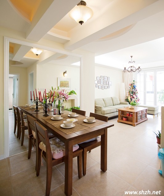 開(kāi)放式的餐廳設(shè)計(jì)