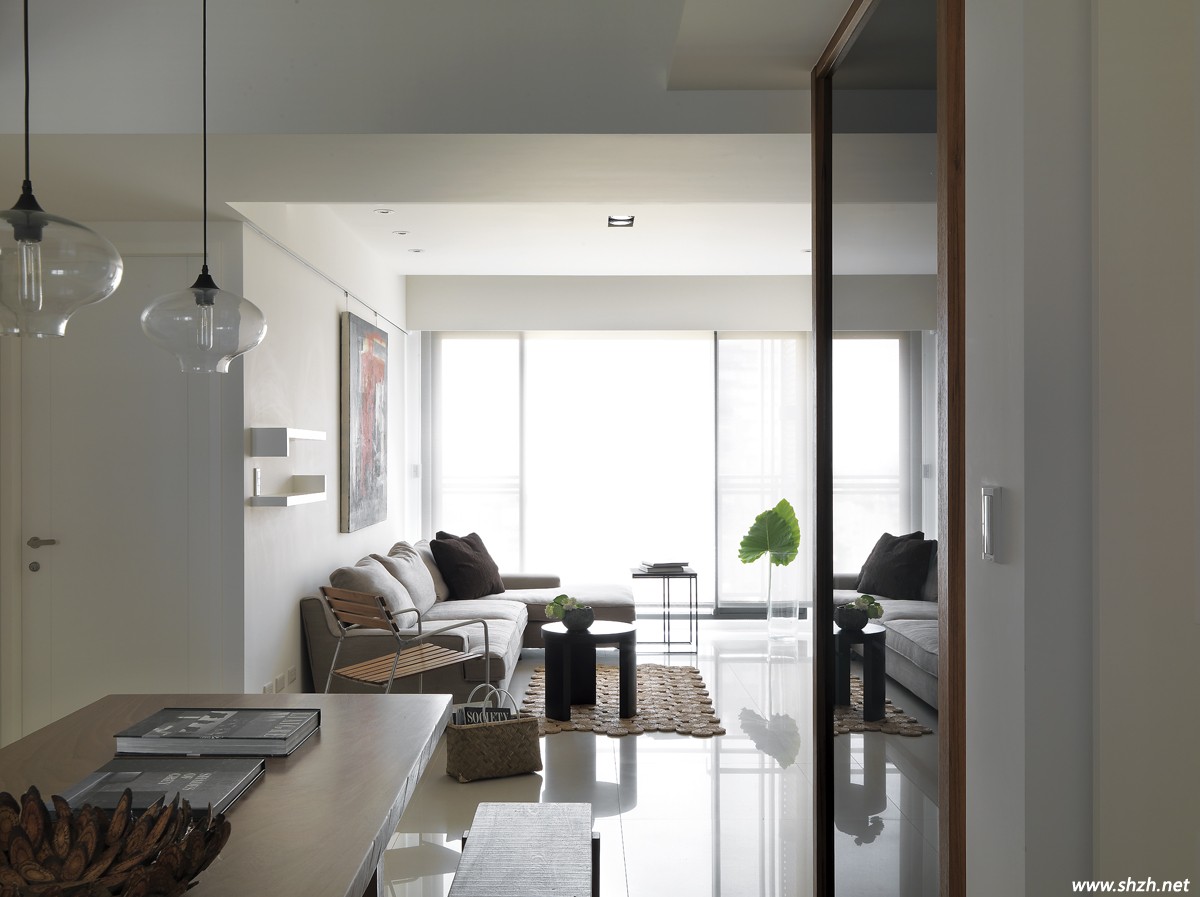 現(xiàn)代簡(jiǎn)約風(fēng)格