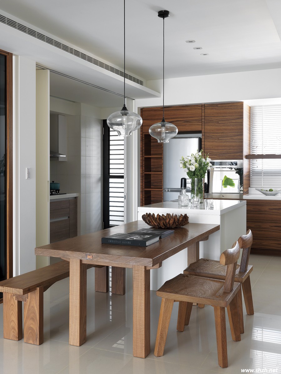 現(xiàn)代簡(jiǎn)約風(fēng)格